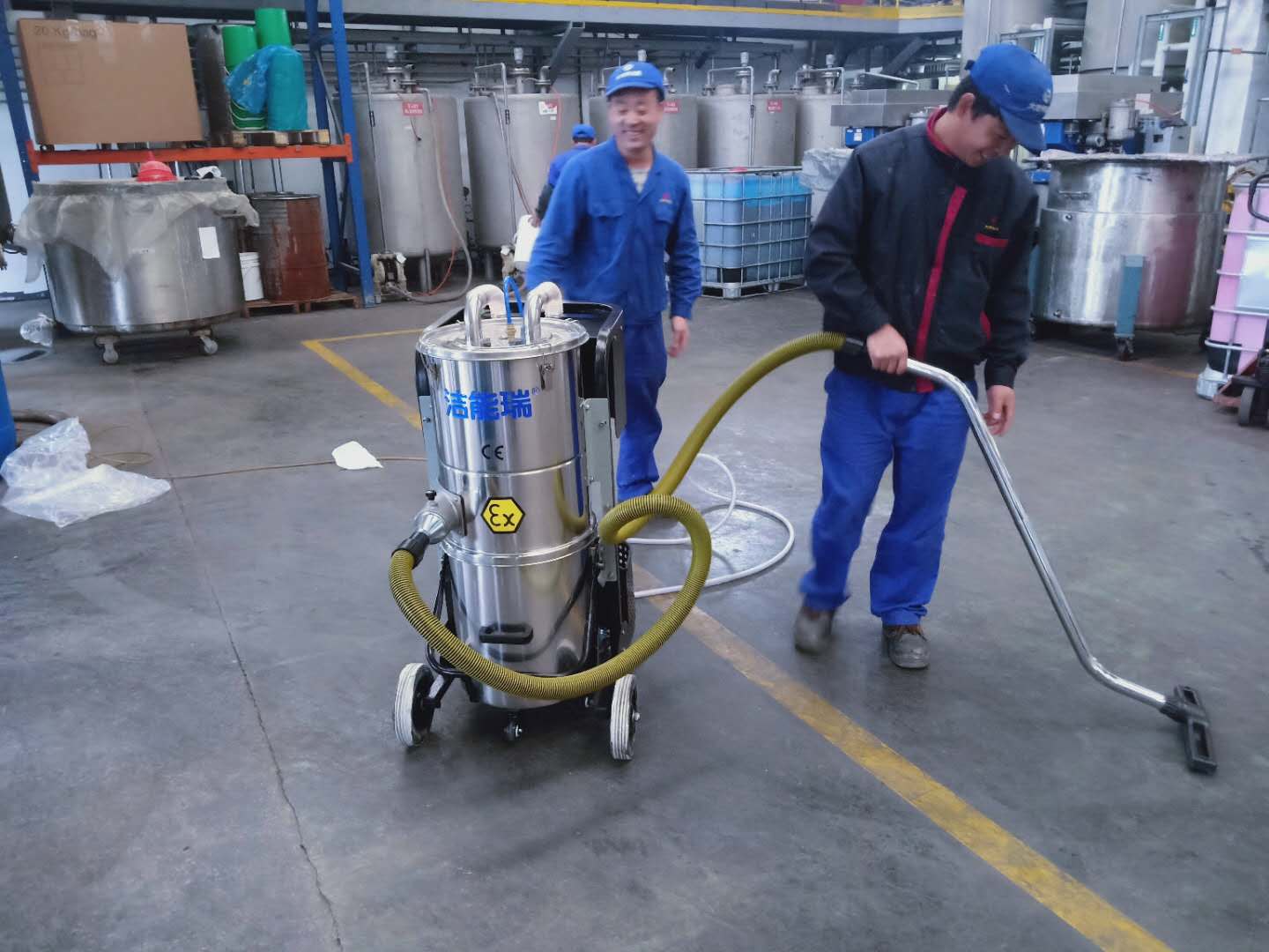 防爆气动吸尘器